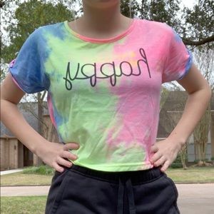 "happy" neon tie dye basic short sleeve shirt